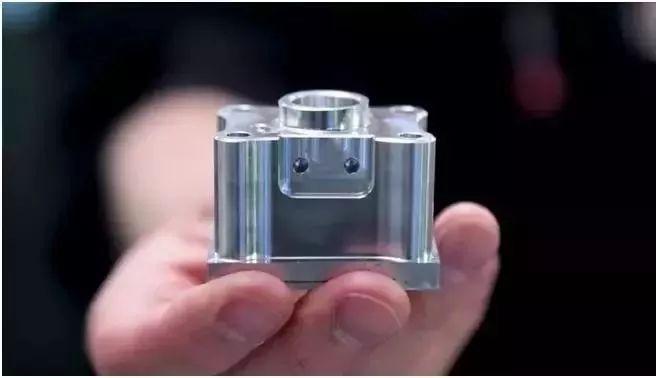 【新手必看】3軸、3+2軸、5軸加工的區別是什么?(圖10) 【新手必看】3軸、3+2軸、5軸加工的區別是什么?(圖10)